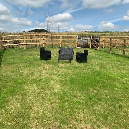 Unique Barn Conversion In Saddleworth Олдъм Екстериор снимка